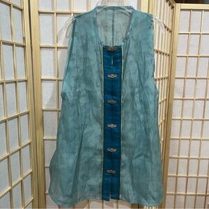 Ming dynasty Chinese hanfu round collar thin bijia with gold trim